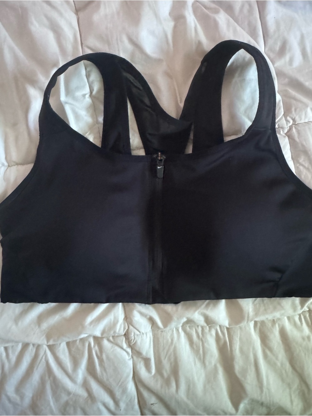 Nike Front-Zip Sports Bra